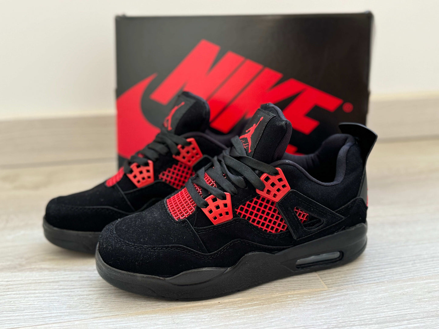 Jordan 4 Red Thunder